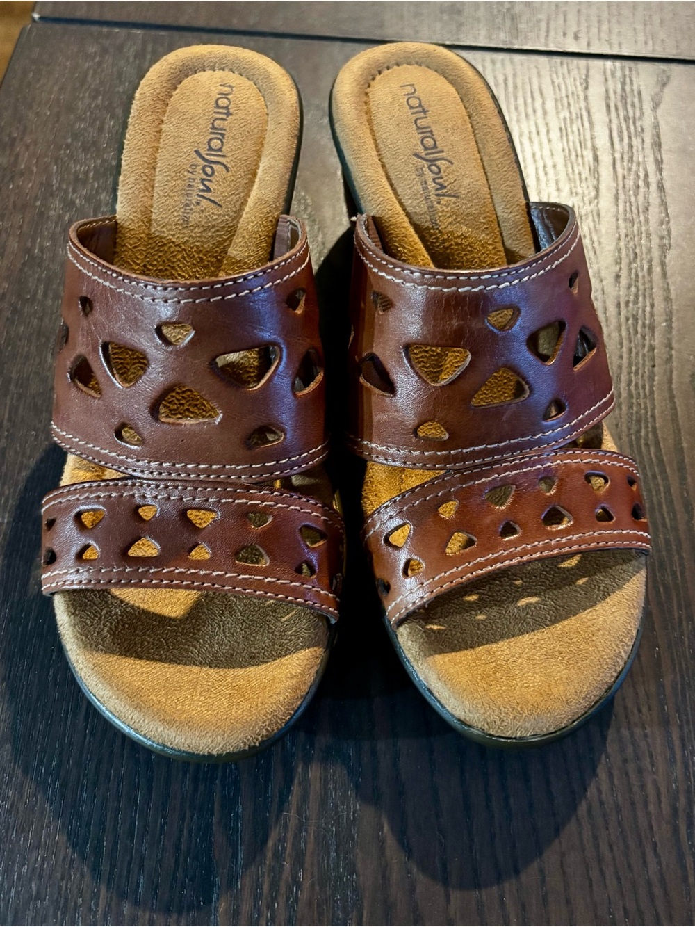 Naturalizer Natural Soul Brown Leather Cutout Slide Mules